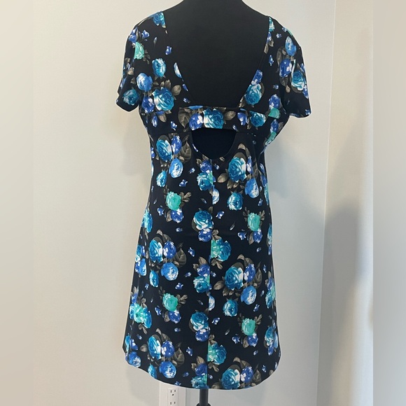 Lily Morgan Blue & Black Dark Floral Dress With Back Cut-Out EUC - Picture 2 of 11